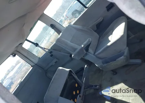 2003 Volkswagen Eurovan Gls from USA, damaged, VIN WV2KB47063H000964